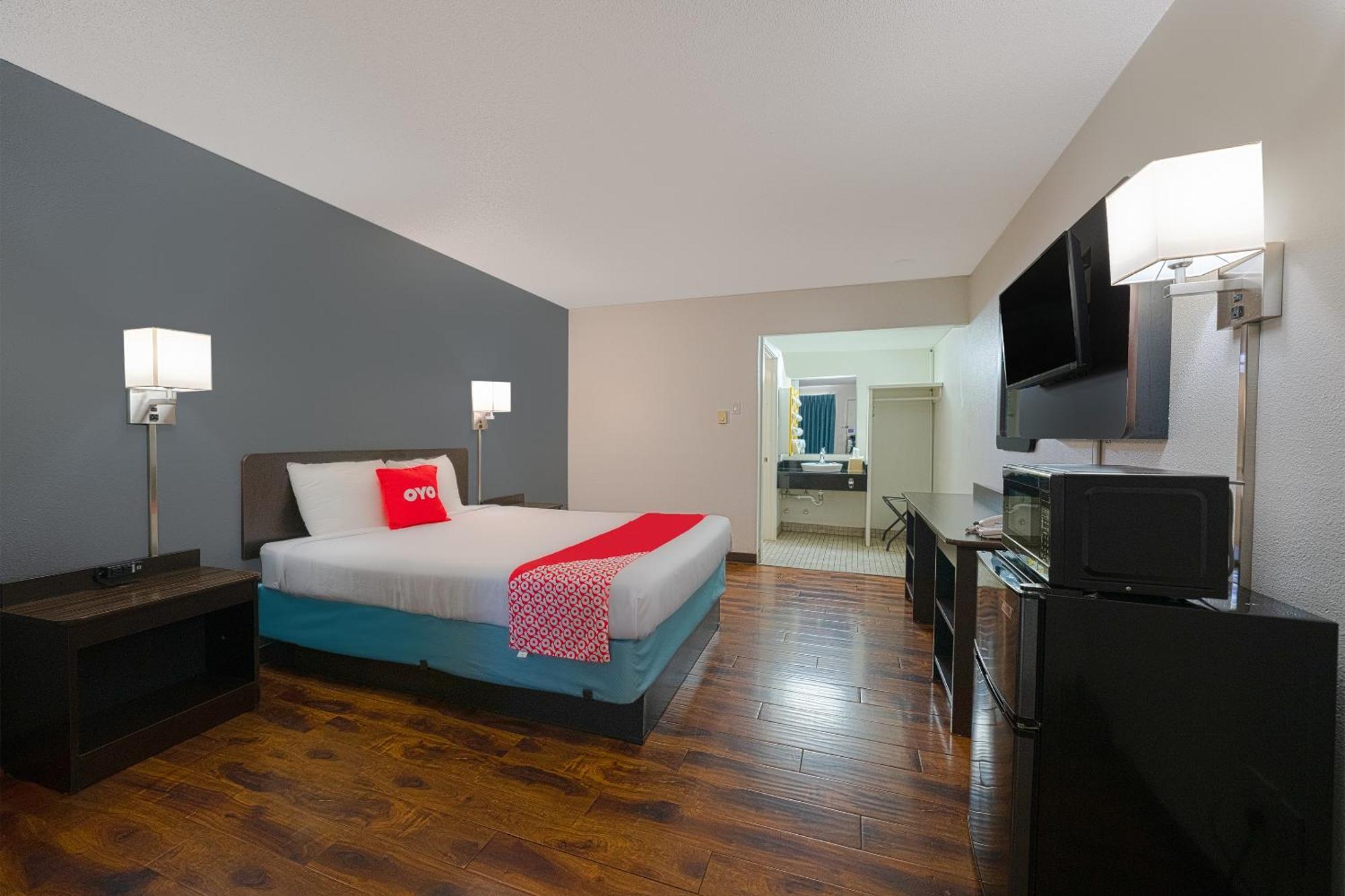 Oyo Hotel St Helens Or Saint Helens Extérieur photo
