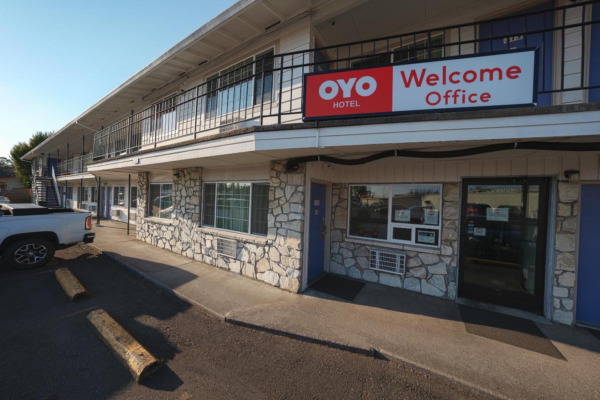 Oyo Hotel St Helens Or Saint Helens Extérieur photo